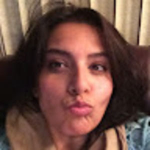 Meet your Posher, Hila